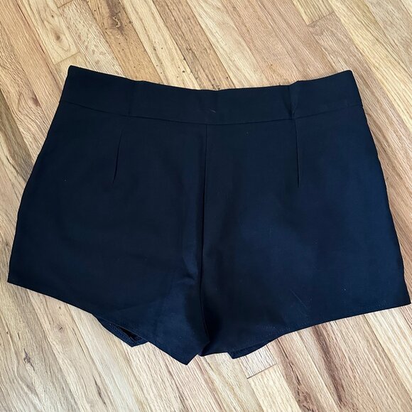 Mini Black Wrap Skort - Picture 3 of 3